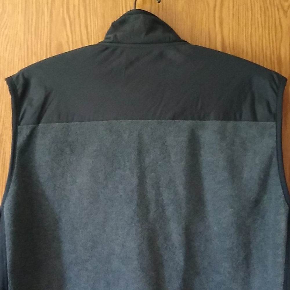 🧥AE Performance Vest - Picture 5 of 7